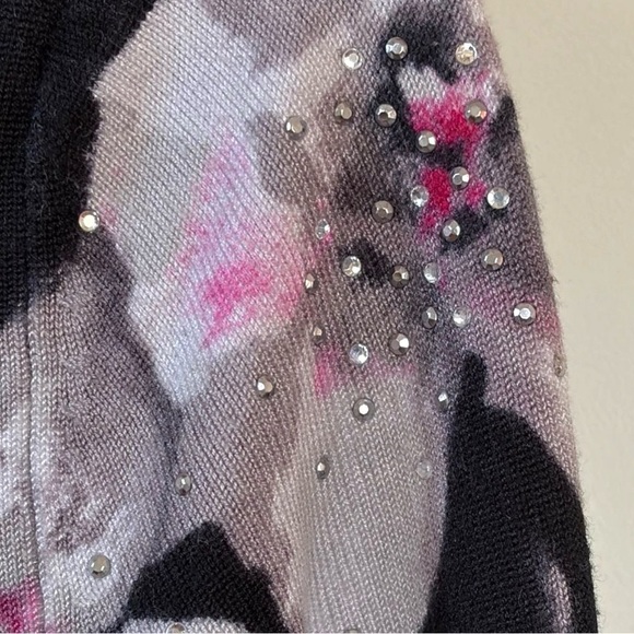 White House Black Market XS Black Floral Embellished Cardigan Sweater Top - Picture 10 of 14